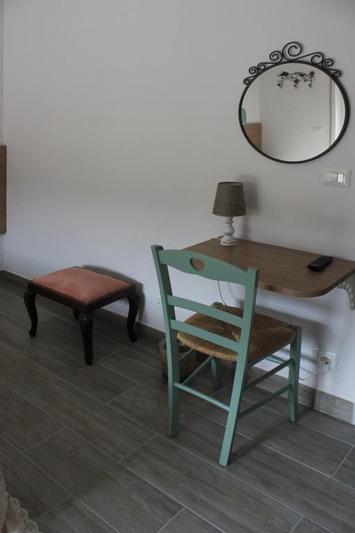 Hotel B&B Francesca Вараце Екстериор снимка